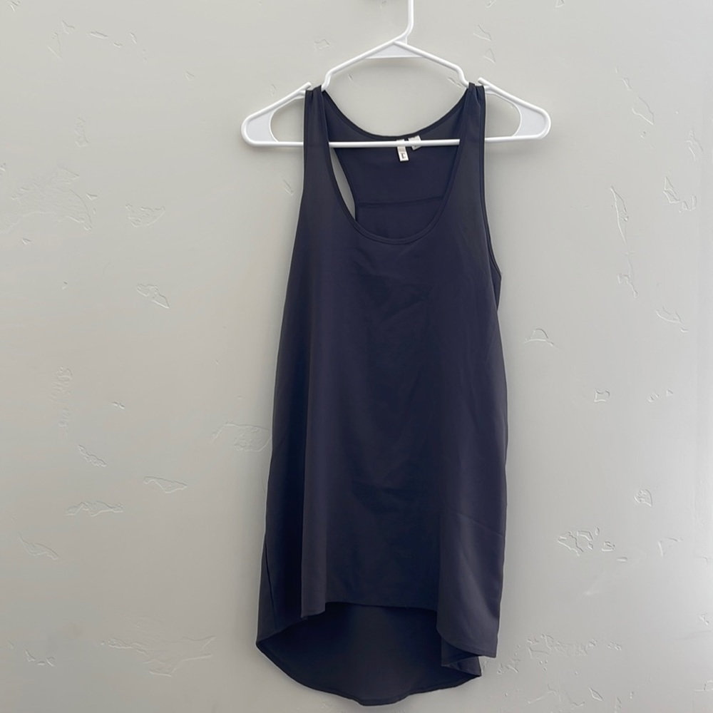 Frenchi Woman’s long Tank size: small